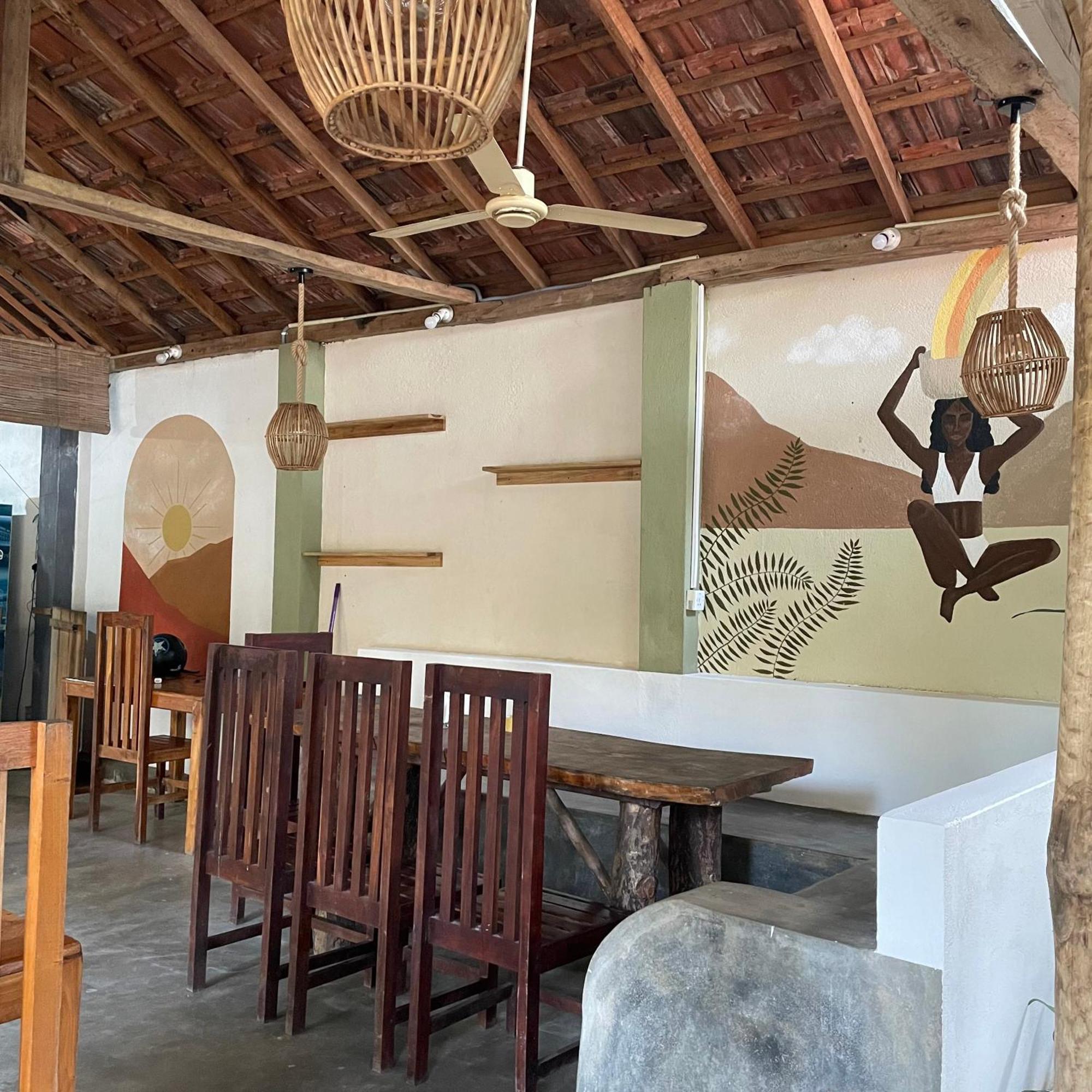 Hostel Agra Arugambay Arugam Bay Exterior foto