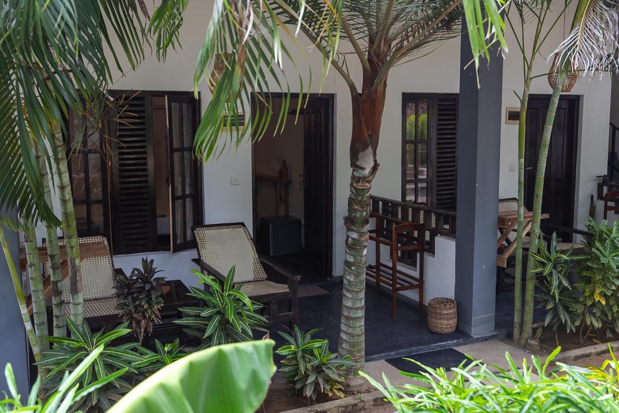 Hostel Agra Arugambay Arugam Bay Exterior foto